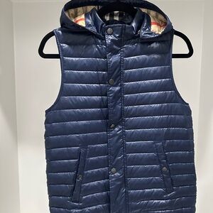 Burberry vest